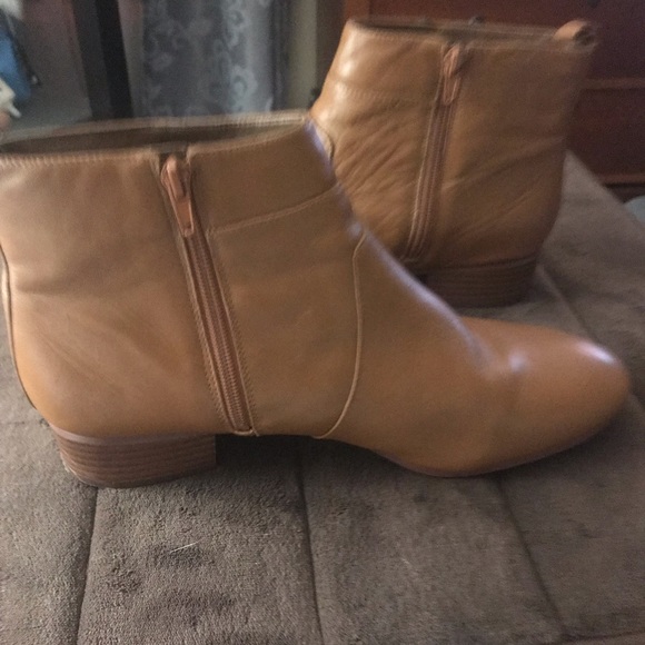 Boot - Picture 5 of 8